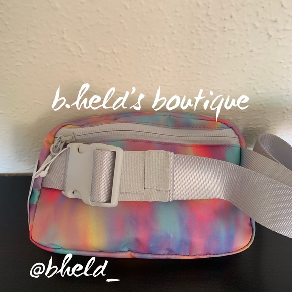 lululemon Everywhere Belt Bag in Prism Wash Print Multi/Vapor Pink (1L) New NWT - Picture 6 of 15